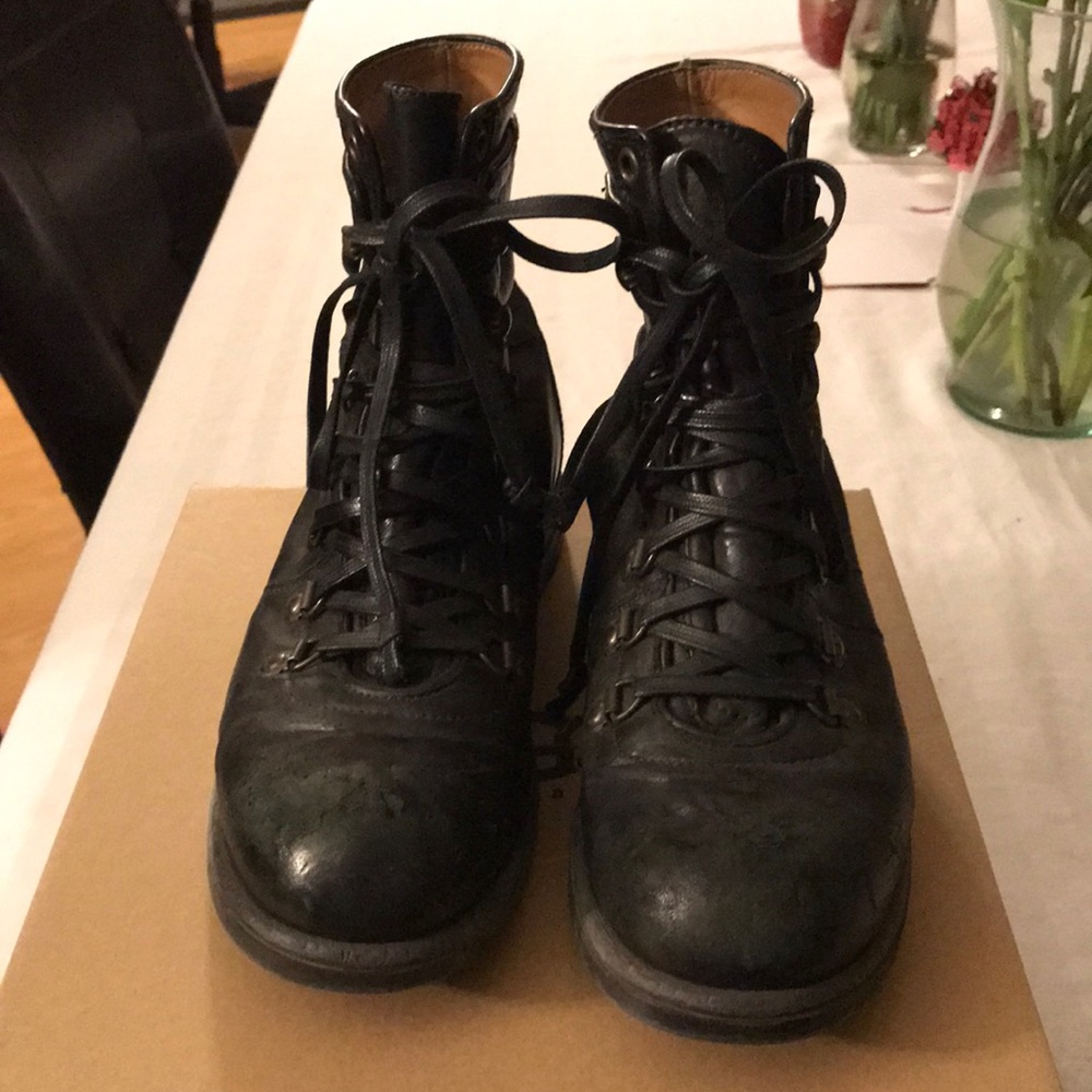 Ugg Collection men’s black combat boot size 8 1/2